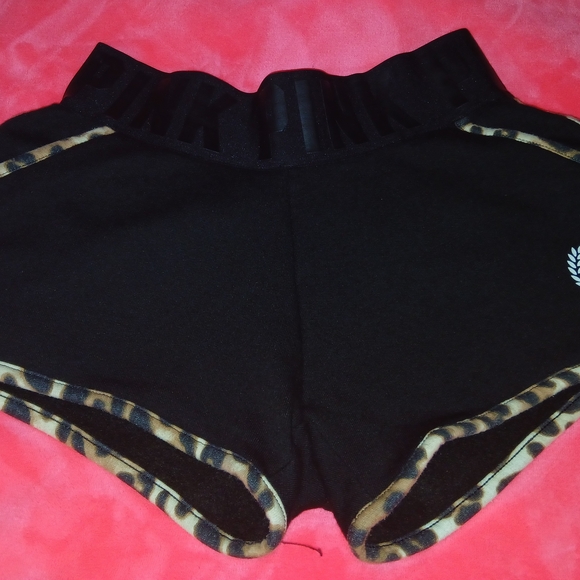 PINK Victoria's Secret Black Shorts with Leopard Trim Dog And Crest VGUC - Picture 2 of 7